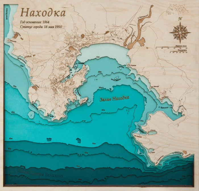 The map is a wooden multi-layered "Map ofNakhodka" to order